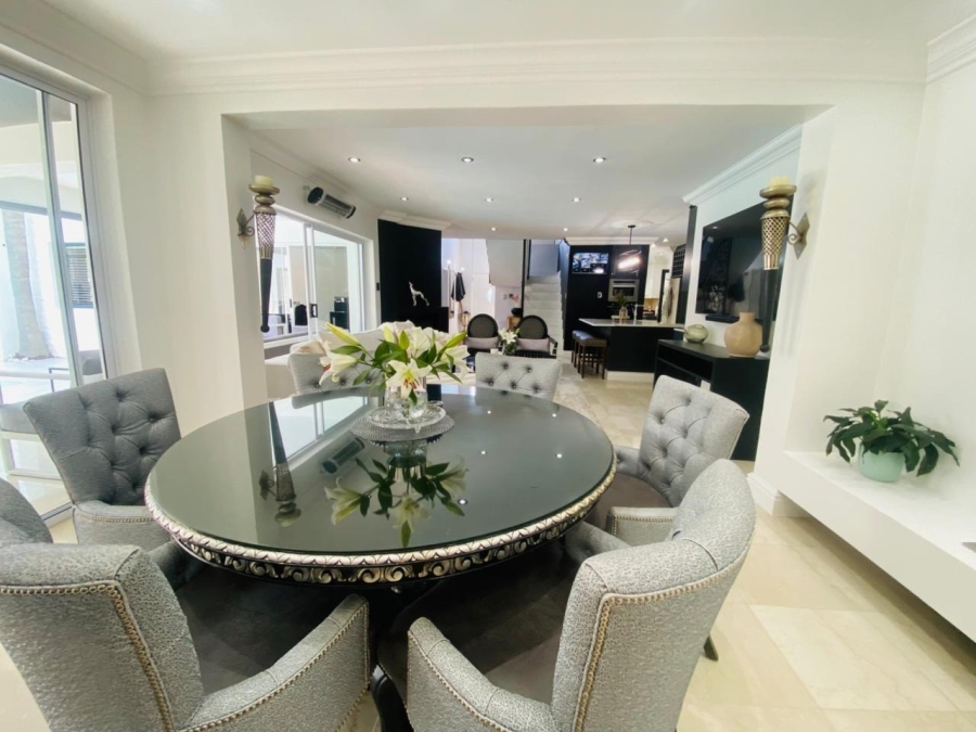 5 Bedroom Property for Sale in Sunset Beach Western Cape